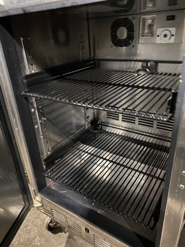 Perlick Commercial Undercounter Single Door Reach In Cooler! Solid Stainless Steel! On Casters! Model: HC24RS SN: 690652 115V 60HZ 1 Phase - Image 5 of 8
