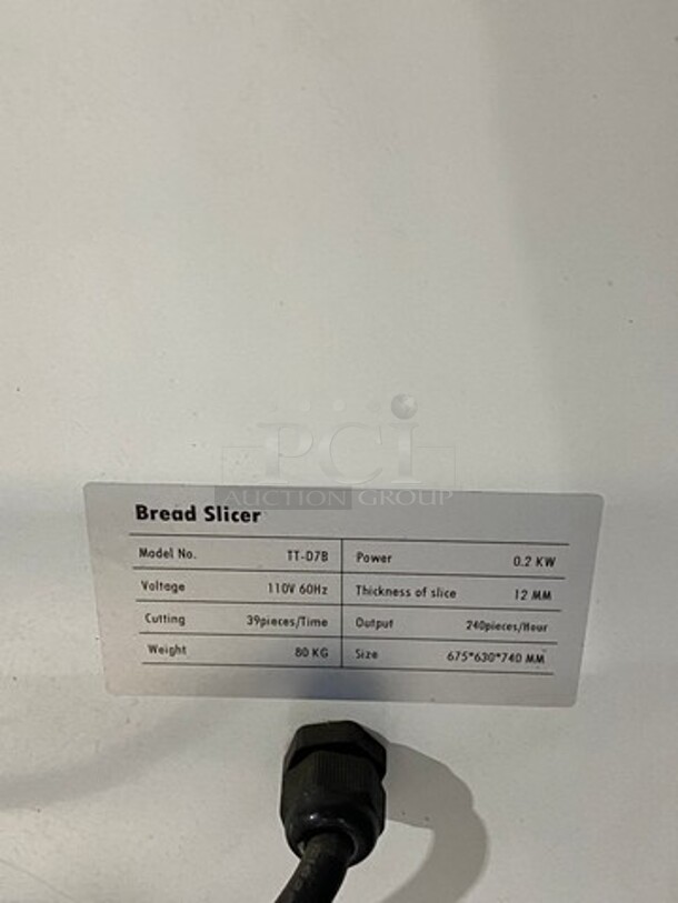 LATE MODEL! 2019 Two Thousand Commercial Countertop Bread Loaf Slicer! Model: TTD7B 110V 60HZ 1 Phase - Image 5 of 9