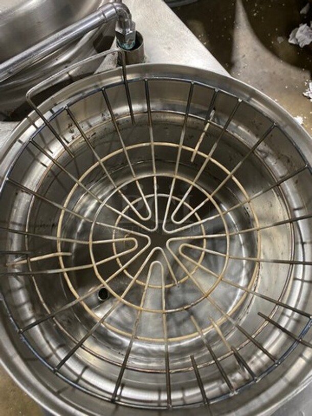 Cecilware Commercial Countertop Automatic Dual Coffee Urn! All Stainless Steel! On Legs! Model: MB1 120V - Image 6 of 11