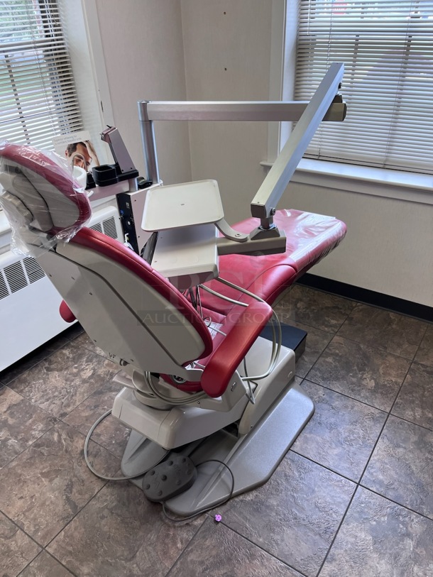Dental Chair. BUYER MUST REMOVE - Unit Is Located In York, PA; Address Will Be Given To Winning Bidder. - Image 1 of 2