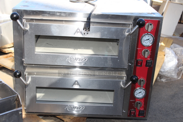 BRAND NEW SCRATCH & DENT! PRISTINE CONDITION!! Avantco DPO-18-DD Double Deck Countertop Pizza/Bakery Oven with Two Independent Chambers - 3200W, 240V. S/N: DP018DDC23120095 - Image 2 of 9