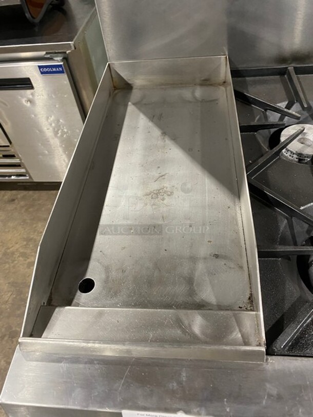 SouthBend Commercial Natural Gas Powered Split Top 4 Burner Stove! With Left Side Flat Griddle! With Full Sized Oven Underneath! With Backsplash! All Stainless Steel! With Metal Oven Racks! On Casters! Model: X336D-1GL SN: 04C65469! - Image 6 of 12