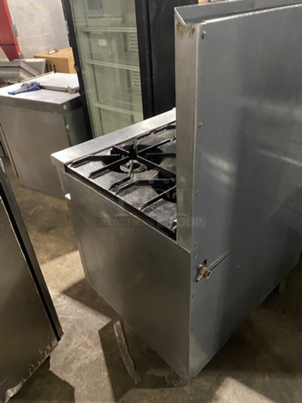 Imperial Commercial Natural Gas Powered 4 Burner Stove! With Raised Back Splash! With Oven Underneath! All Stainless Steel! On Casters! - Image 4 of 9