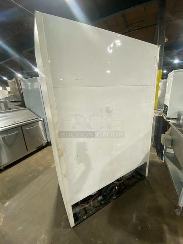 AMAZING! True Commercial 2 Door Reach In Freezer Merchandiser! With Poly Coated Racks! Model GDM49F Serial 13920528! 115/208/230V 1Phase! WORKING WHEN REMOVED!
 - Image 4 of 10