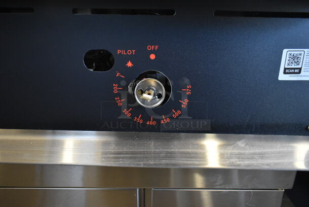 BRAND NEW SCRATCH AND DENT! Cooking Performance Group CPG 351GTUCPG72N Ultra Series Stainless Steel Commercial Countertop 72" Chrome Plated Natural Gas 6-Burner Flat Top Griddle. 180,000 BTU - Image 5 of 8