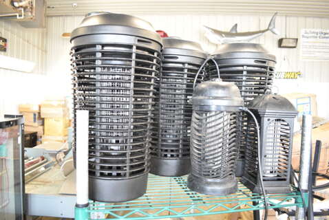 8 Various Bug Zappers. 8 Times Your Bid!