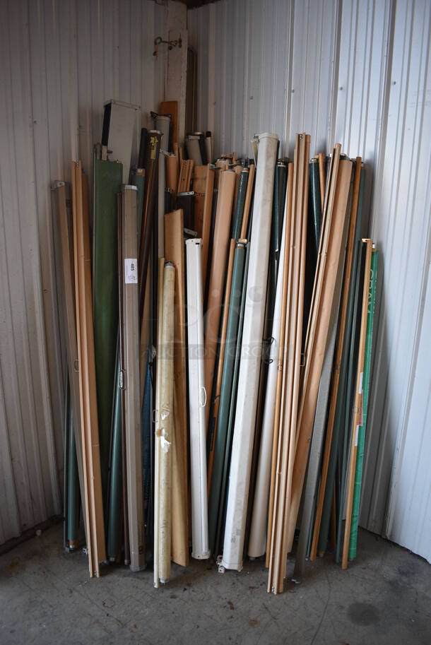 40 Various Projectors and Pull Down Maps. 40 Times Your Bid! - Image 1 of 4