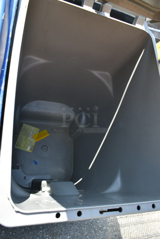 3 Poly Outdoor Trash Cans. 23x33x45, 24x34x36. 3 Times Your Bid! - Image 3 of 12