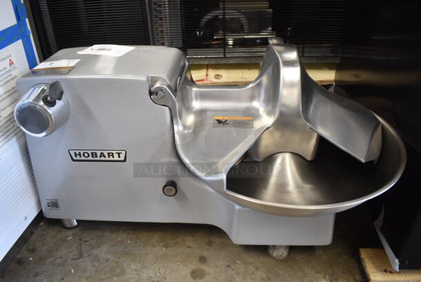 BRAND NEW SCRATCH AND DENT! Hobart 84186 Stainless Steel Commercial Countertop 15 lb. Buffalo Chopper Food Processor with #12 Hub and S Blade. 115 Volts, 1 Phase. Tested and Working!  - Image 2 of 8