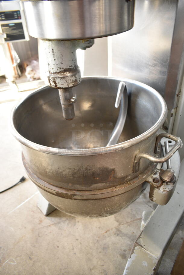 Hobart H 600 T Metal Commercial Floor Style 60 Quart Planetary Dough Mixer w/ Mixing Bowl and Dough Hook Attachment. 200 Volts, 3 Phase.  - Image 3 of 9