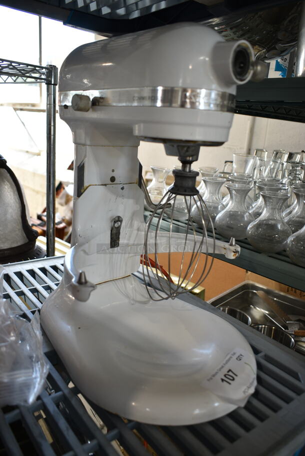 KitchenAid RKSM8990WH Metal Countertop Planetary Mixer w/ Whisk Attachment. 120 Volts, 1 Phase. Tested and Working! - Image 4 of 6