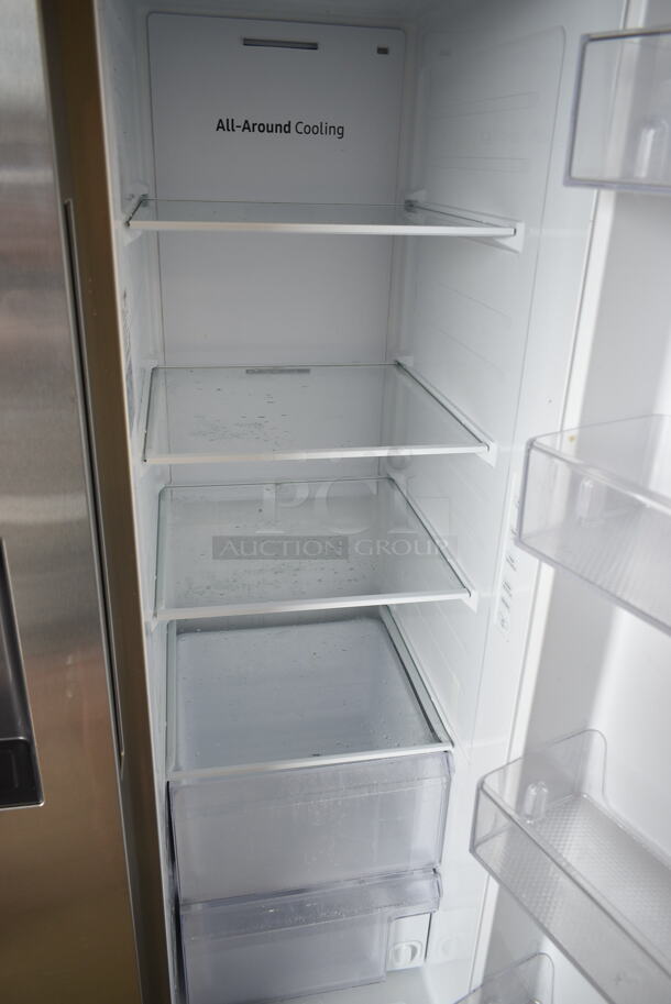 Samsung RS27T5200SR Stainless Steel Freestanding Side by Side Refrigerator with 27.4 Cu. Ft. Total Capacity. 115 Volts, 1 Phase. Tested and Working! - Image 5 of 9
