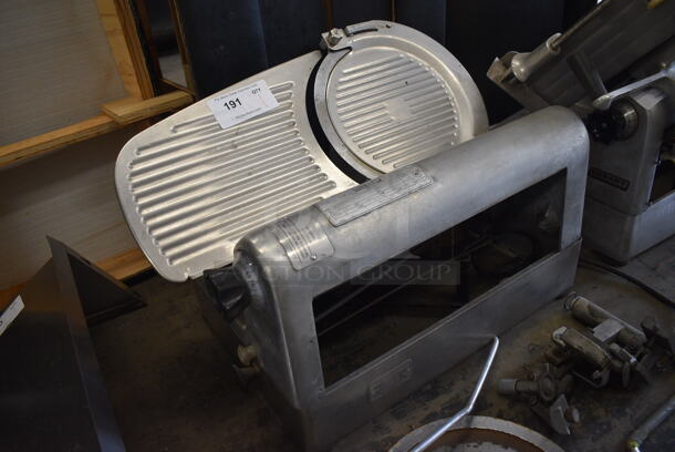 Hobart Model 1712 Metal Commercial Countertop Slicer. 115 Volts, 1 Phase. 26x23x18. Tested and Powers On and Blade Spins - Image 8 of 8