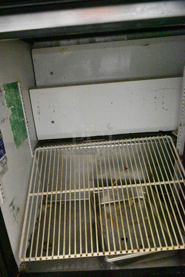 True Stainless Steel Commercial Sandwich Salad Prep Table Bain Marie Mega Top on Commercial Casters. 115 Volts, 1 Phase. Tested and Working! - Image 7 of 8
