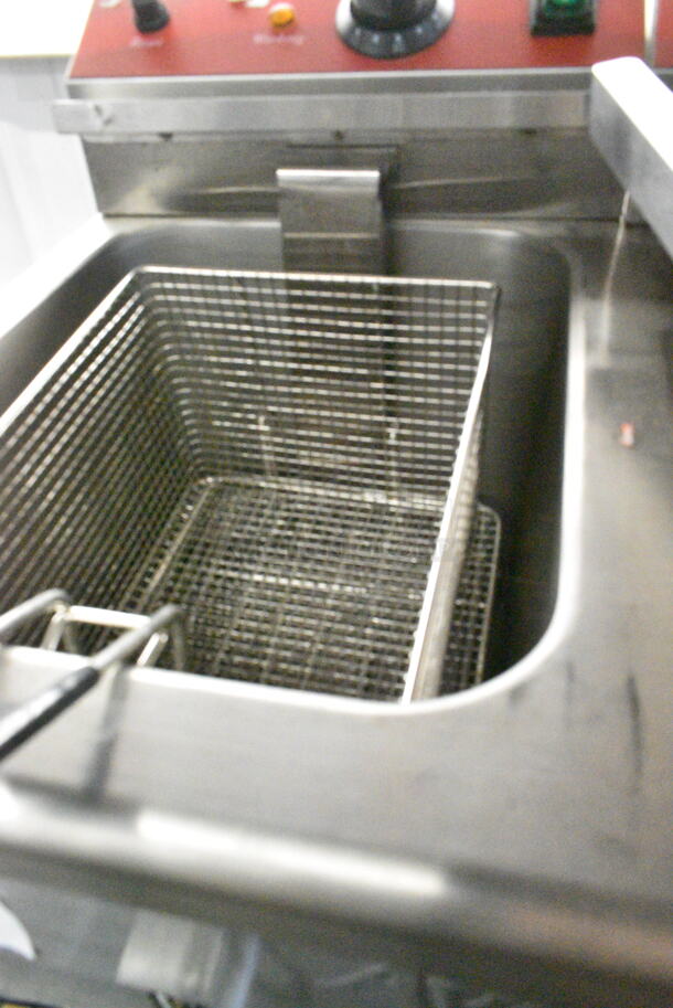 BRAND NEW SCRATCH AND DENT! 2023 Avantco 177F202 Stainless Steel Commercial Countertop Electric Powered 2 Bay Fryer w/ Lids and Metal Fry Baskets. 208-240 Volts, 1 Phase. - Image 6 of 8