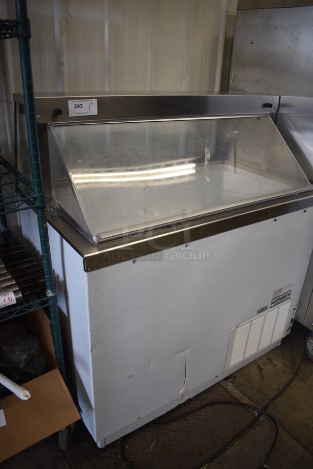 Metal Commercial Ice Cream Dipping Cabinet. 46.5x27x51. Tested and Working! - Image 2 of 5