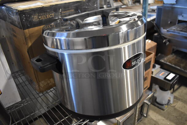 BRAND NEW IN BOX! Emperor's Select 478ESC100SS Stainless Steel Commercial Countertop 100 Cup Insulated Sushi Rice Container. 21x16x15 - Image 2 of 6