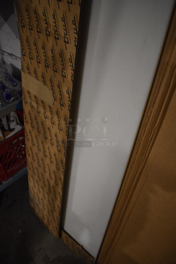 BRAND NEW IN BOX! True White Cutting Board. 67x19.5x0.25 - Image 3 of 6