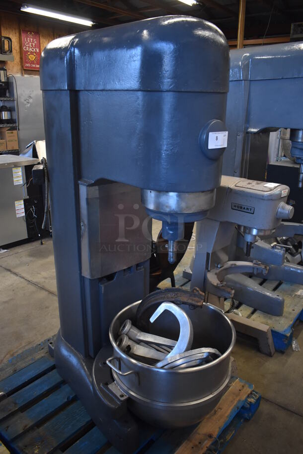 Hobart M802 Metal Commercial Floor Style 80 Quart Planetary Dough Mixer w/ Stainless Steel Mixing Bowl, Bowl Adapter, 3 Paddles and Dough Hook Attachment. 208 Volts, 3 Phase. 30x48x65 - Image 6 of 8