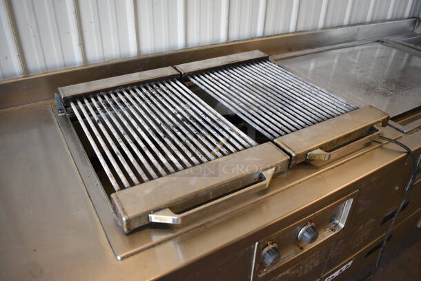 Wells Stainless Steel Commercial Work Station w/ Flat Top Griddle, Charbroiler, Well and Side Under Shelves. Does Not Come w/ Delfield 4 Drawer Chef Base: Goes GREAT w/ Item 246! 115 Volts, 1 Phase Refrigeration. 208-240 Volt, 3 Phase Heating. 114x36x34 - Image 8 of 10