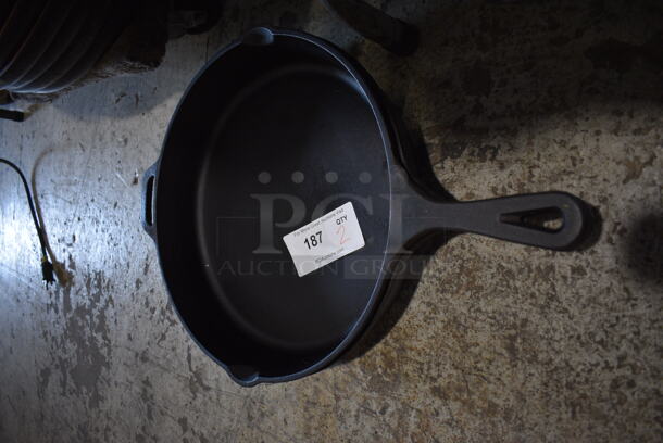 2 Cast Iron Skillets. 22.5x16x2.5. 2 Times Your Bid! - Image 3 of 3