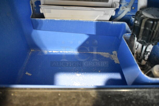 ZBJ55KGZNSYPPSB01V1 Metal Commercial Self Contained Ice Machine. 110 Volts, 1 Phase.  - Image 5 of 6