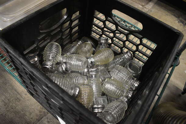 ALL ONE MONEY! Lot of Various Salt and Pepper Shakers. 2x2x4 - Image 3 of 4