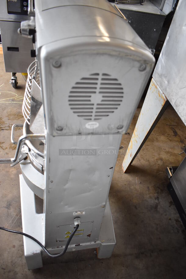 2018 Omcan SP300AT Metal Commercial Floor Style 30 Quart Planetary Dough Mixer w/ Stainless Steel Mixing Bowl, Bowl Guard and Dough Hook Attachment. 110 Volts, 1 Phase. 21x22x46. Tested and Working! - Image 7 of 9