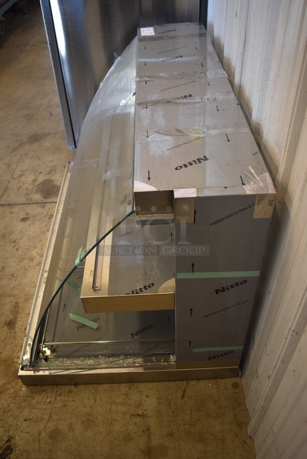 BRAND NEW SCRATCH AND DENT! Hatco GRCD-3PD Stainless Steel Commercial Countertop Heated Display Case Merchandiser. Missing Side Glass Panels. 120 Volts, 1 Phase. 45x26x28. Tested and Working! - Image 4 of 8