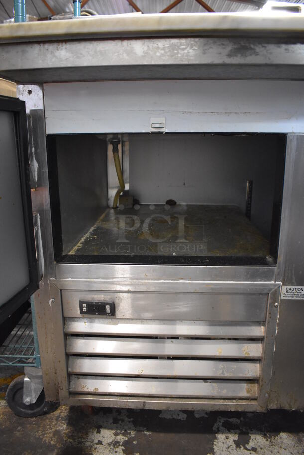 Leader ESPT48 S/C Stainless Steel Commercial Pizza Prep Table w/ Oversized Marble Cutting Board on Commercial Casters. 115 Volts, 1 Phase. 48x36x45. Tested and Working! - Image 8 of 10