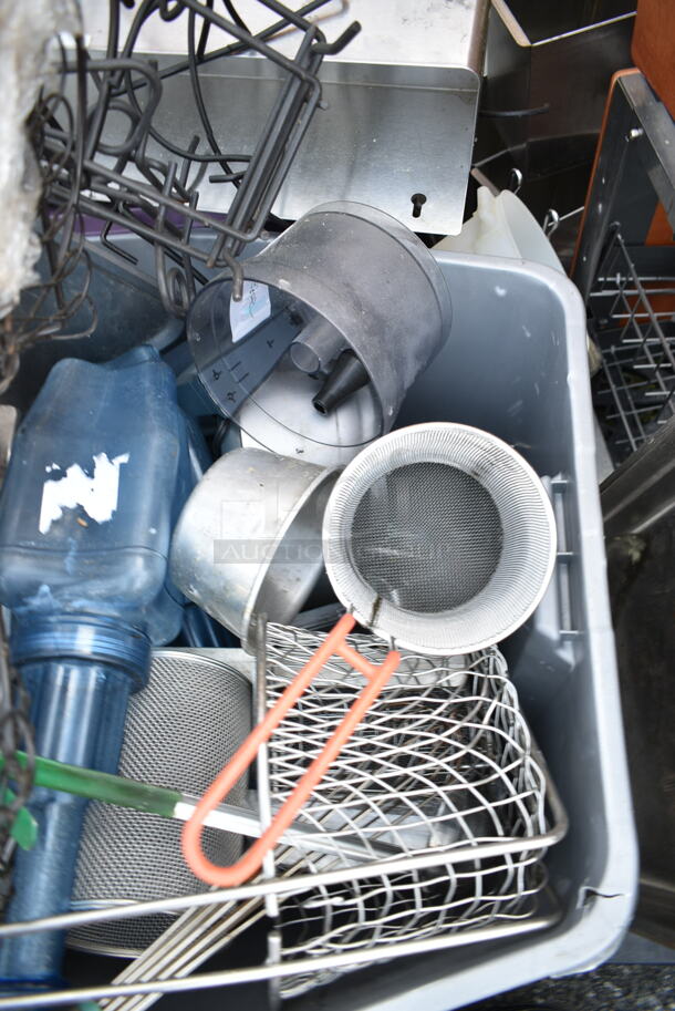 ALL ONE MONEY! PALLET LOT of Various Items Including Merchandising Rack, Poly Bins, Stainless Steel Soup Kettle Lids, Drop In Bins. - Image 10 of 12