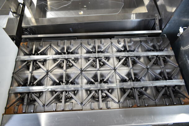 BRAND NEW SCRATCH AND DENT! 2023 Garland G60-10CC Stainless Steel Natural Gas 10 Burner 60" Range with 2 Convection Ovens and Back Splash. 406,000 BTU. - Image 6 of 12