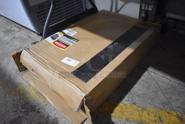BRAND NEW IN BOX! Rubbermaid Elevate 23 Gallon Metal Trash Can. - Image 3 of 4