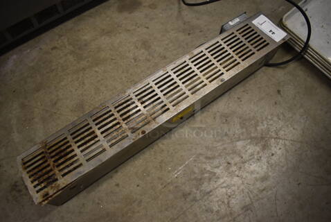 Norlake 132962 Metal Commercial Vaporizer. 120 Volts, 1 Phase. 32x7x6 