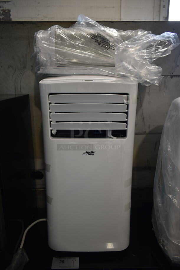 BRAND NEW SCRATCH AND DENT! Arctic King KAP10R1CWT 10,000 10K BTU Portable Air Conditioner Dehumidifier. 115 Volts, 1 Phase. Tested and Working! - Image 1 of 5