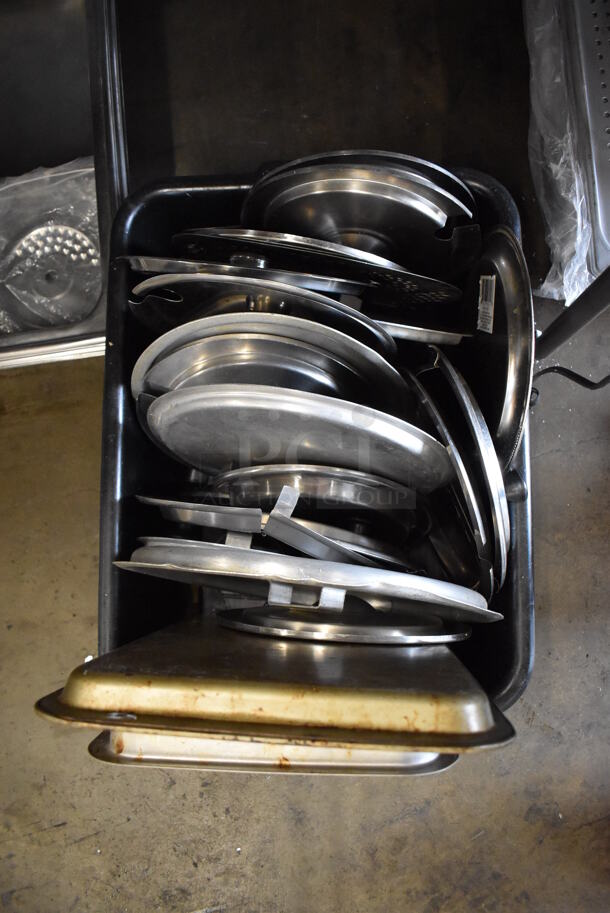 ALL ONE MONEY! Lot of Various Items Including Metal Baking Pans and Drop In Bins - Image 5 of 9