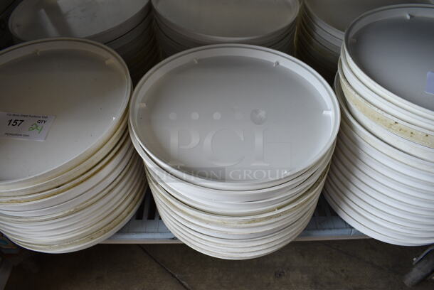 27 Pizza Hut White Poly Round Trays For Pizza Making System. 13.5x13.5x1.5. 27 Times Your Bid!