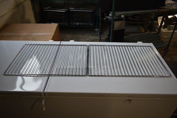 BRAND NEW SCRATCH AND DENT! Box of 2 Metal Racks. - Image 1 of 3