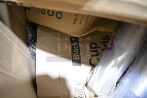 PALLET LOT of 15 BRAND NEW Boxes Including Dart 50HT1 5" x 5" x 3" White Foam Hinged Lid Container - 500/Case, 612509L 9" Round Foil-Laminated Board Lid, 500CC32P Choice Clear PET Plastic Cold Cup - 32 oz. - 500/Case, 5342CD Dixie PerfecTouch Insulated Paper Hot Cup 12 oz. - 1000/Case, 612SL47MED ChoiceHD Smoothwall Silver Medium Oblong Foil Entree / Take-Out Pan with Dome Lid 47.4 oz. - 50/Case. 15 Times Your Bid!  - Image 7 of 8