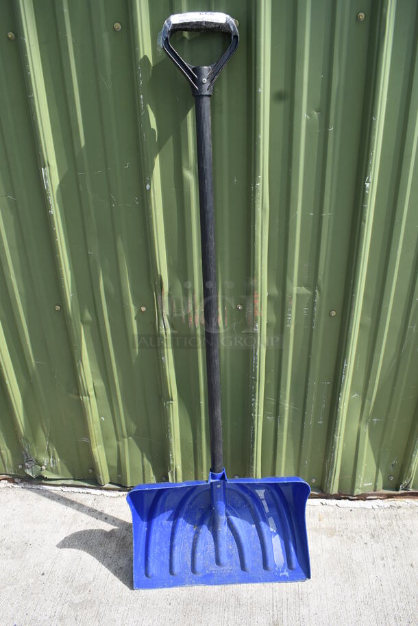 Snow Shovel. - Image 1 of 2