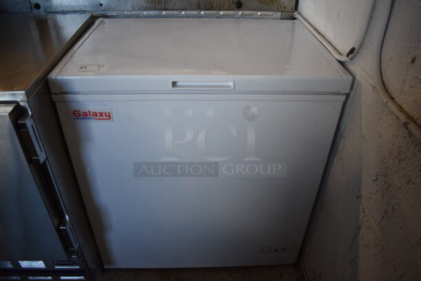 Galaxy 177CF5 Metal Chest Freezer on Casters. 115 Volts, 1 Phase. 30x22x33. Tested and Powers On But Does Not Get Cold