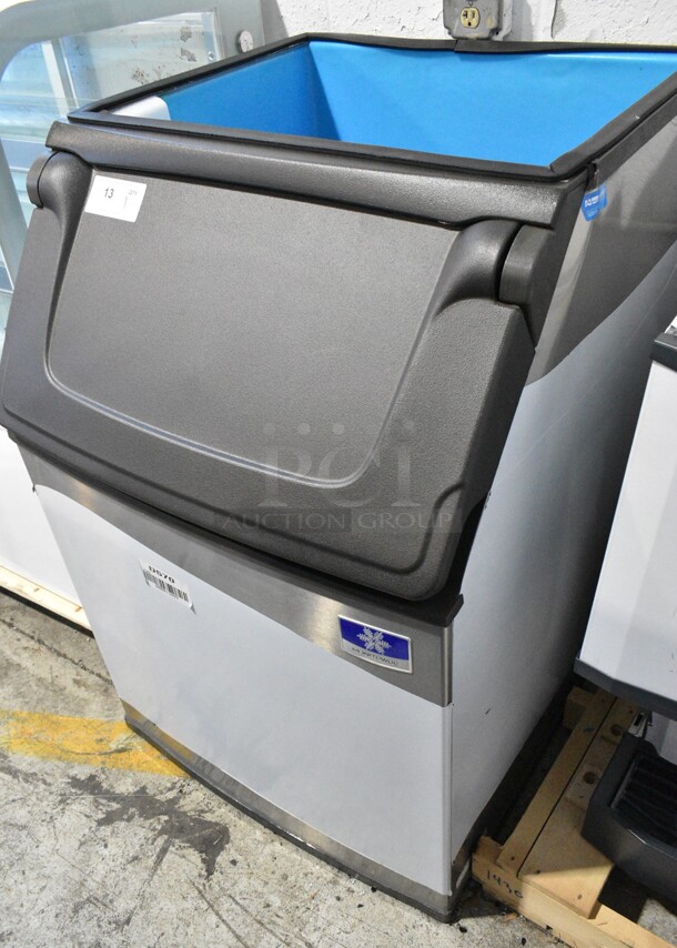 BRAND NEW SCRATCH AND DENT! Manitowoc D570 Stainless Steel Ice Storage Bin - 532 lb.  - Image 3 of 9