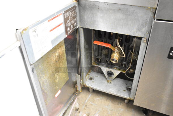 Vulcan LG300-1 Stainless Steel Commercial Floor Style Natural Gas Powered Deep Fat Fryer w/ 2 Metal Fry Baskets. 90,000 BTU.  - Image 3 of 4