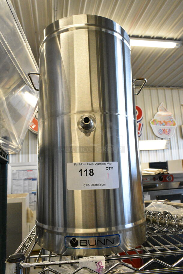 BRAND NEW SCRATCH AND DENT! Bunn 34100.0002 TDO-4 4 Gallon Iced Tea Dispenser with Brew-Through Lid - Image 1 of 8