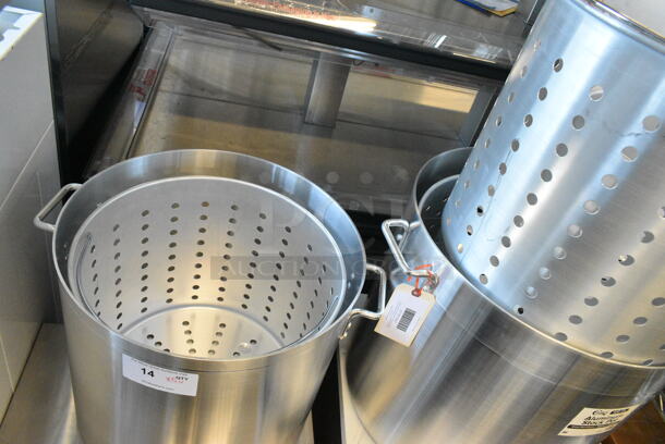 5 BRAND NEW SCRATCH AND DENT! Items Including 471ASTB80ST Choice 80 Qt. Standard Weight Aluminum Stock Pot with Steamer Basket and Cover, 471SP100QT Choice 100 Qt. Standard Weight Aluminum Stock Pot, 471ASTB80 Choice 80 Qt. Aluminum Stock Pot Steamer Basket, 471ASTB32 Choice 32 Qt. Aluminum Stock Pot Steamer Basket, 471ASTB60 Choice 60 Qt. Aluminum Stock Pot Steamer Basket. 5 Times Your Bid!  - Image 2 of 7