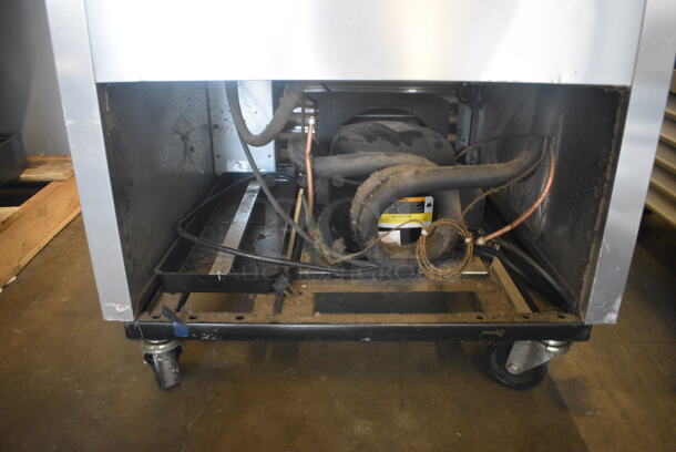 2013 True T-23F 1 Door Stainless Steel Reach in Freezer w/ Poly Coated Racks on Commercial Casters. 115 Volt, 1 Phase. Tested and Working! - Image 6 of 6