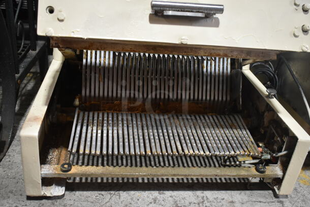 US Slicing MB Metal Commercial Countertop Bread Loaf Slicer. 115 Volts, 1 Phase. Tested and Working! - Image 4 of 6