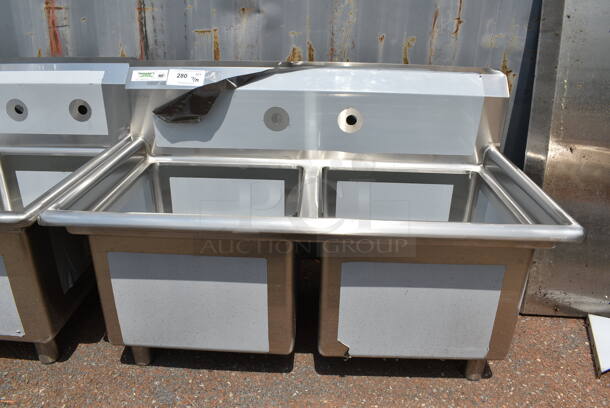 BRAND NEW SCRATCH AND DENT! Regency 600S21717 41" 16-Gauge Stainless Steel Two Compartment Commercial Sink with Galvanized Steel Legs and without Drainboards - 17" x 17" x 12" Bowls. No Legs.  - Image 3 of 6