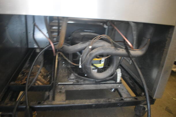 2013 True T-23F 1 Door Stainless Steel Reach in Freezer w/ Poly Coated Racks on Commercial Casters. 115 Volt, 1 Phase. Tested and Working! - Image 7 of 8