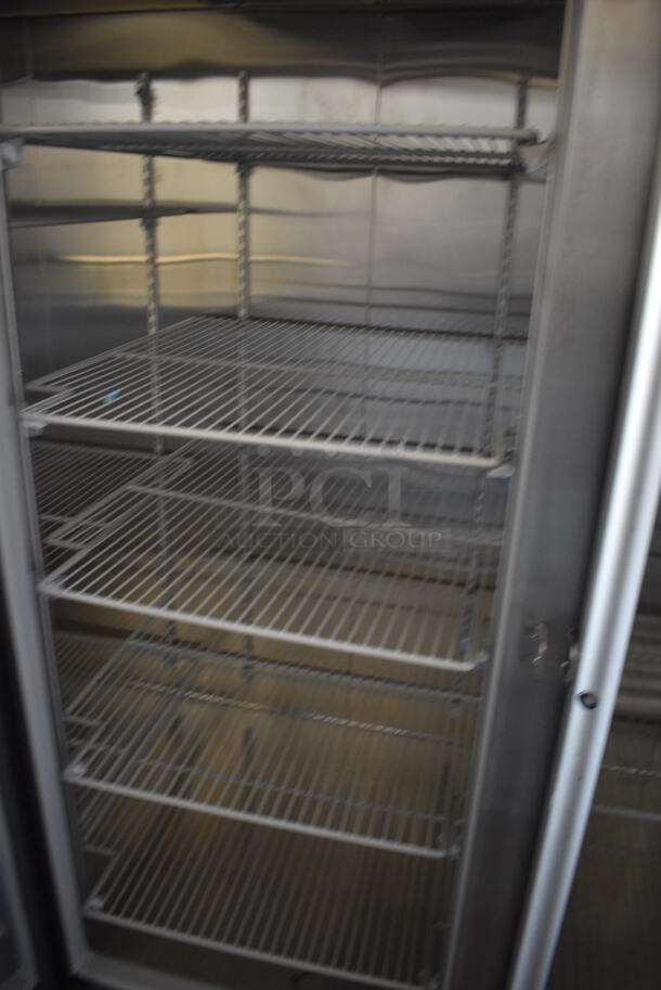 Master-Bilt Endura MNR803SSG/0X Stainless Steel Commercial 3 Door Reach In Cooler Merchandiser w/ Poly Coated Racks on Commercial Casters. 115 Volts, 1 Phase. 82.5x34x82. Tested and Working! - Image 5 of 7
